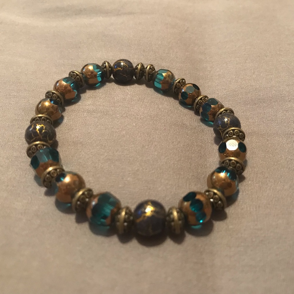 Beaded bracelet
